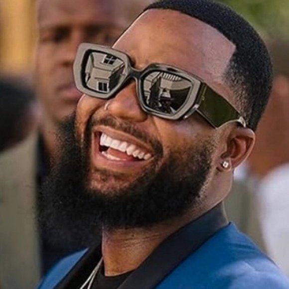 Oversized Retro Thick Square Black Frame Trendy Large Sunglasses for Men Women - Picture 5 of 9